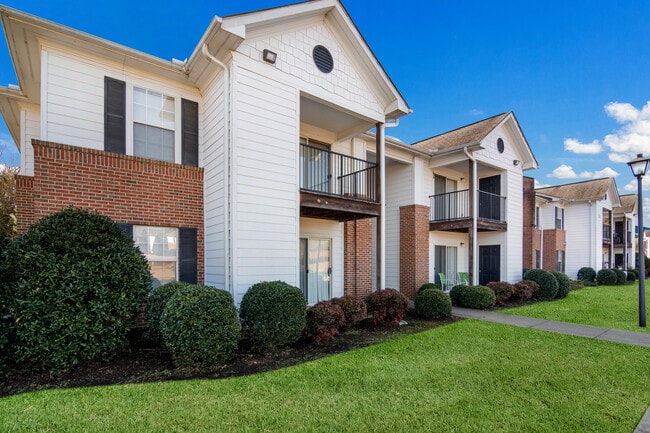 Building Photo - Cardinal Glen Rental