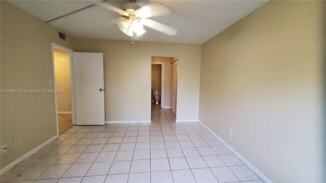 Photo - 2 bedroom in Hollywood FL 33023