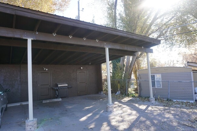 Photo - 105 W 250 N Unit 105-4