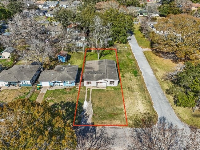 Photo - 1002 Orange St