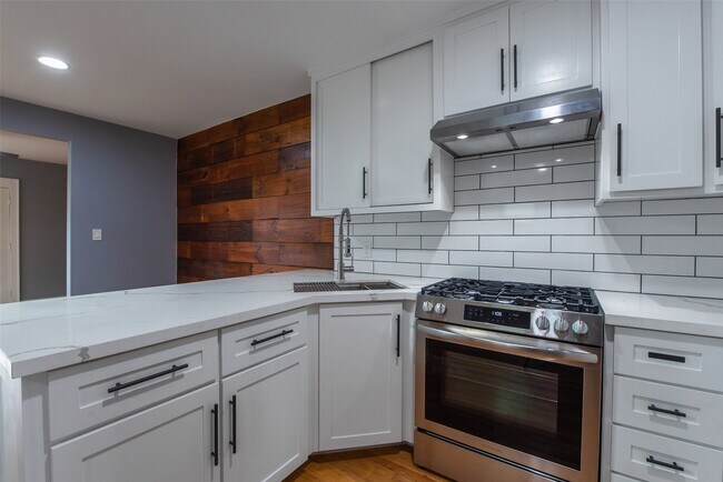 Photo - 1459 Munger St