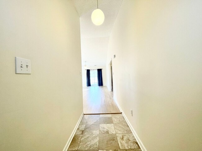 601 Peletier Loop Rd