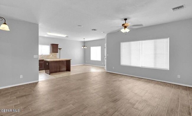 Photo - 6825 Steffers Ln