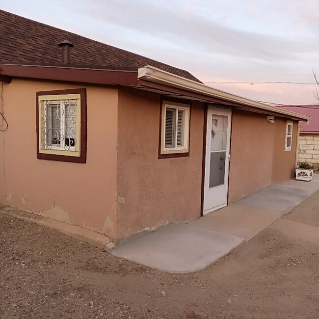 Photo - 311.5 E Frost Ave