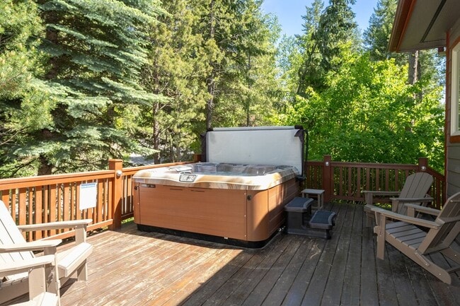 Photo - 1932 Sun Crest Dr