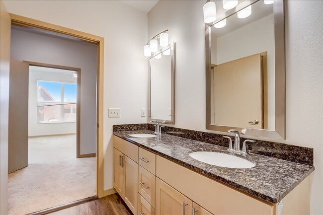 Normandy Square 55+