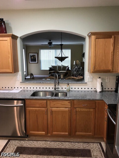 Photo - 9600 Roundstone Cir