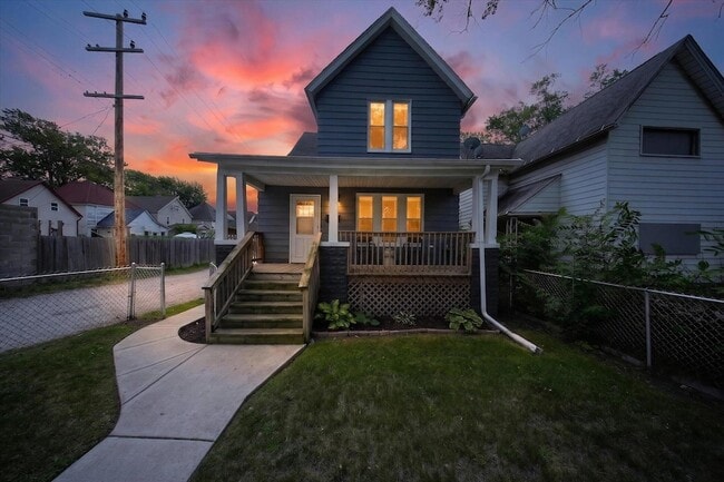 5827 Baker St
