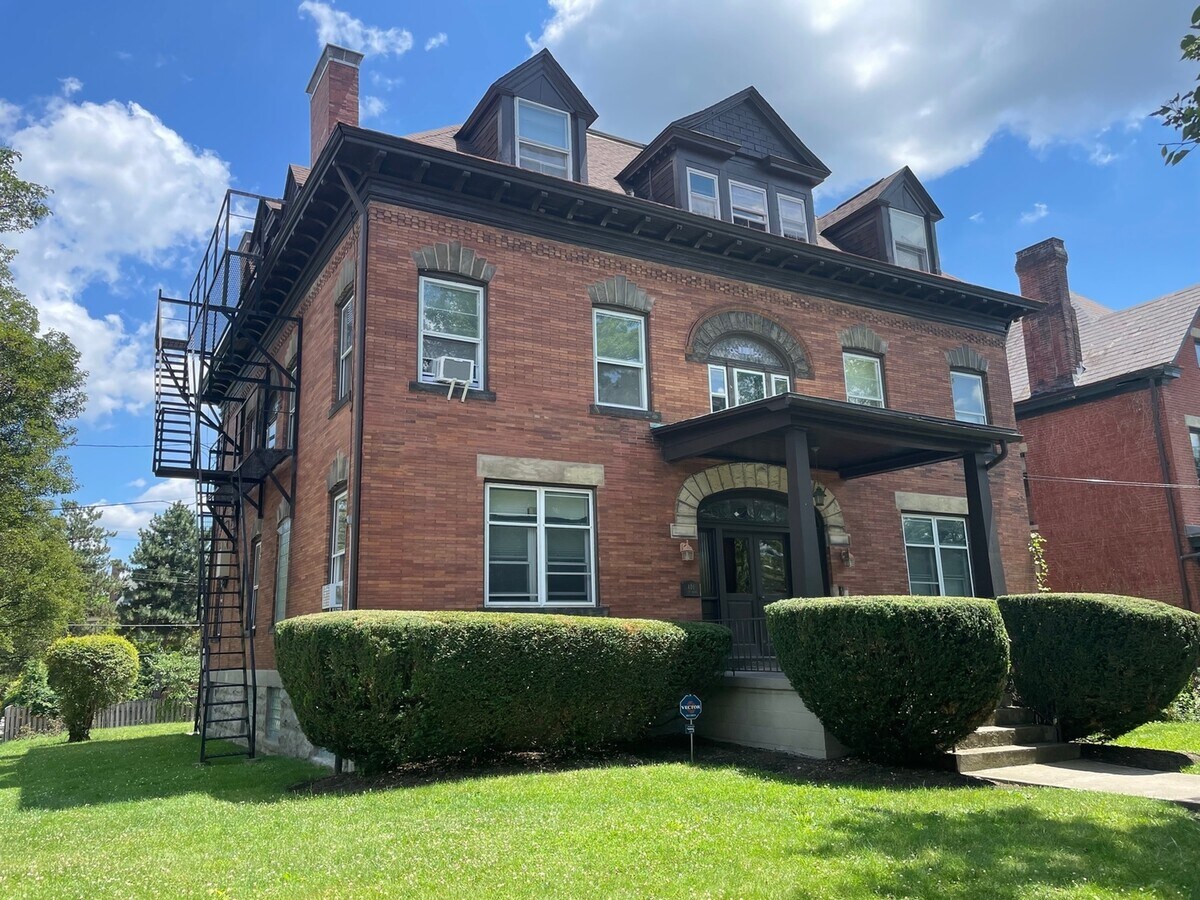 Elm Grove - Elm Grove