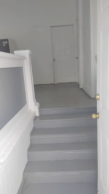 201-203-203 E Washington Ave Unit 205-Apt3