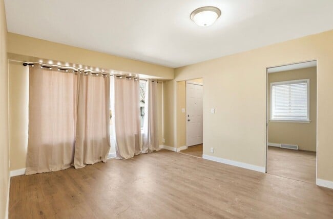 Photo - Freshly Renovated 3-Bedroom Home – Move-In Ready with Modern Updates!