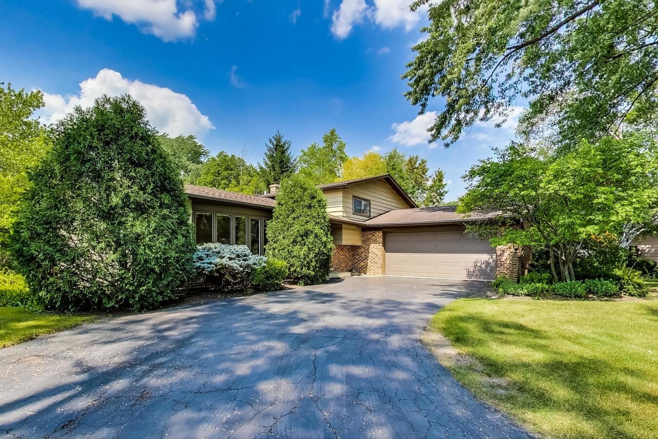 Photo - 2732 Kingston Dr House