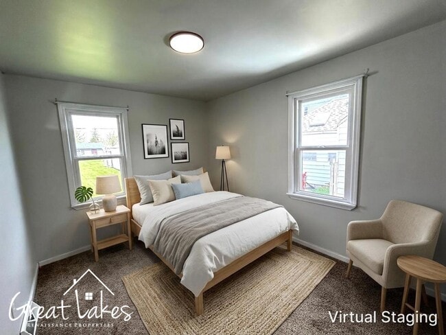 Photo - Beautiful 2 Bedroom 1 Bathroom now available for rent
