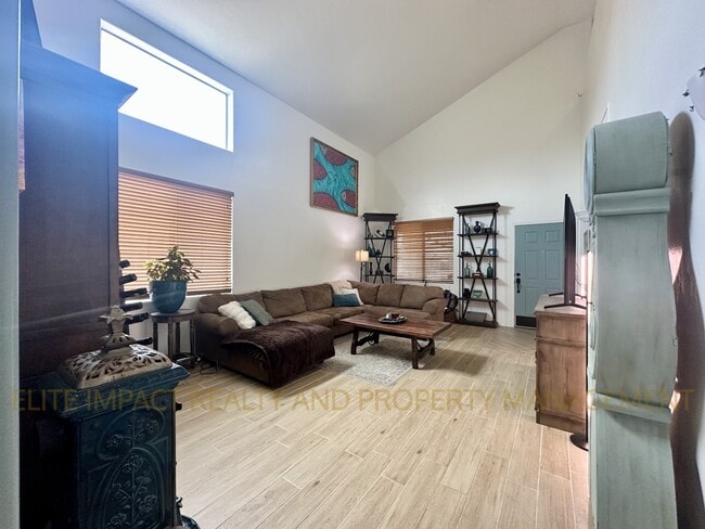 Photo - 10582 S Margie Pl