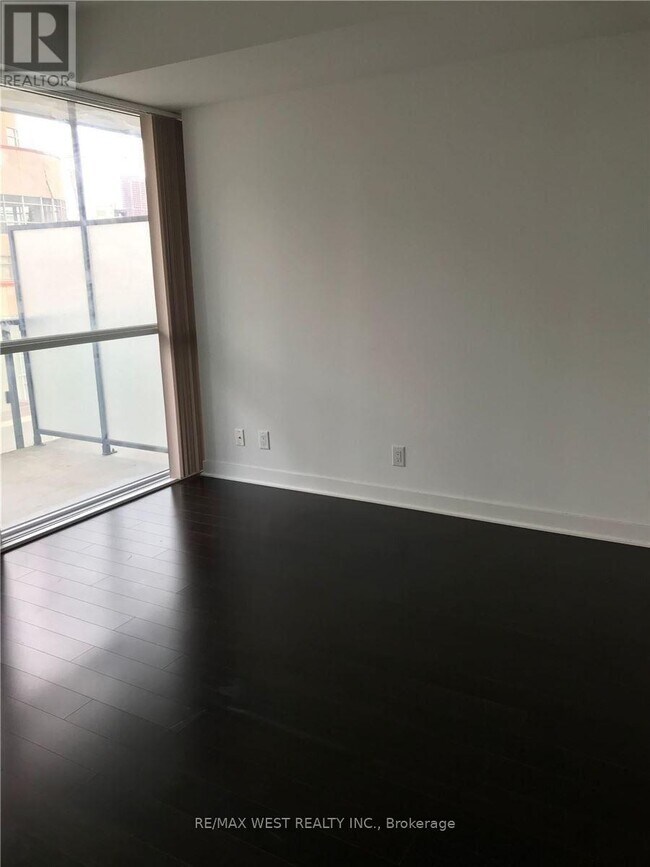 Photo - 15 Grenville St Unit 1106