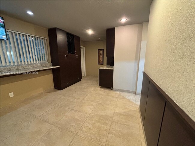 Photo - 7290 NW 38th St Unidad A