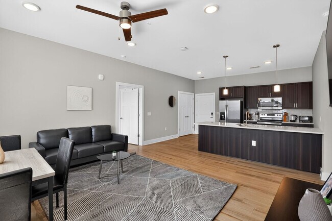 1004 Park View Greer Cir Unidad SI FL4-ID1612981P