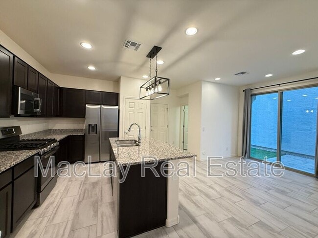 Photo - 1708 S 83rd Way