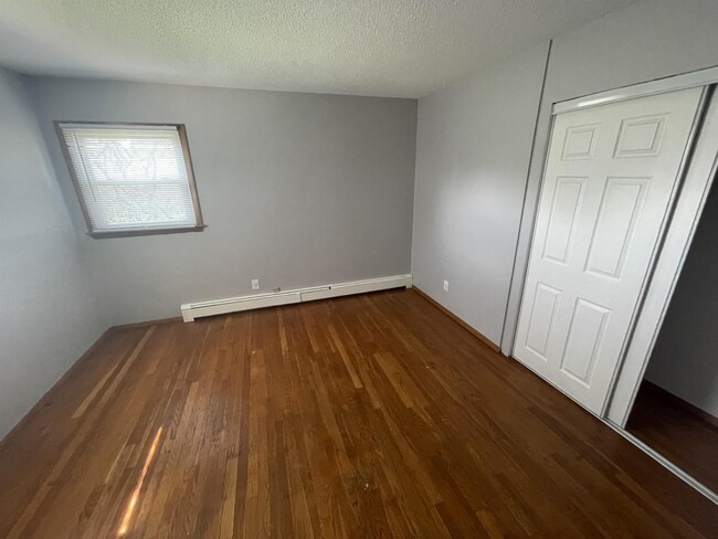 Photo - 1876 Murphy Woods Rd