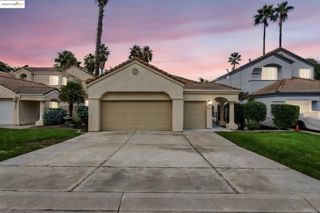 Photo - 2301 Firwood Ct