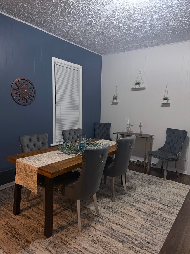 Photo - 422 Seward St