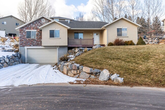 Spacious 4-Bed, 3-Bath Home in Timp Meadow... - Spacious 4-Bed, 3-Bath Home in Timp Meadow...