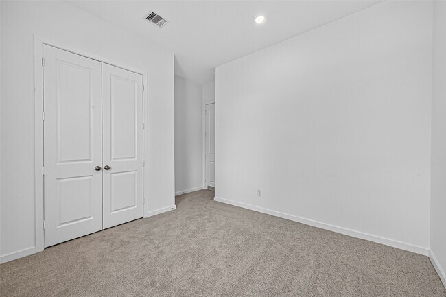 Photo - 11119 Poplar Tree Dr