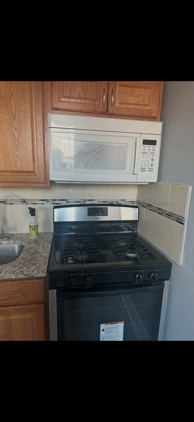 Photo - 712 Church Ln Unit Front Rear