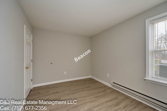 17 Bertram Ct Unit 2 Bedroom