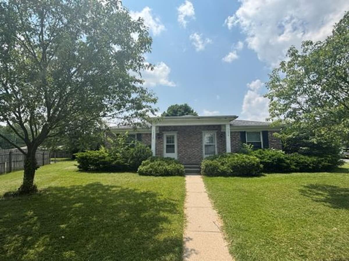 1226-1228 S Creek - 1226-1228 S Creek Unit 1228