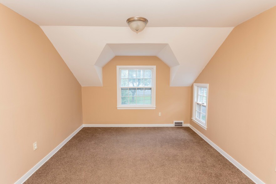 Lincoln Park Duplexes Apartments For Rent in Buffalo, NY