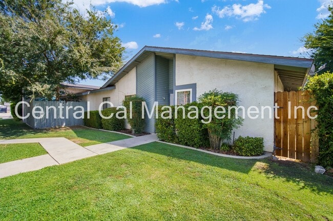 5905 Auburn Oaks Dr Unidad D