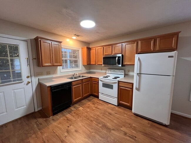 Photo - Taleeda 467-469 Apartment Unit 469