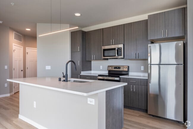 2BR, 2BA - 1198SF - Kitchen - The Tuxedo Apartments