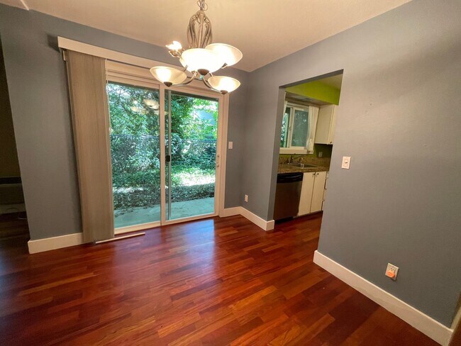 Photo - 6801 SW Terri Ct