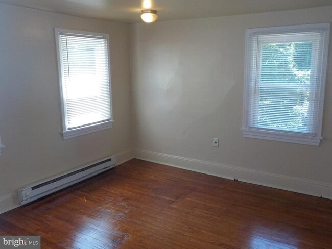 Photo - 95 Chestnut St