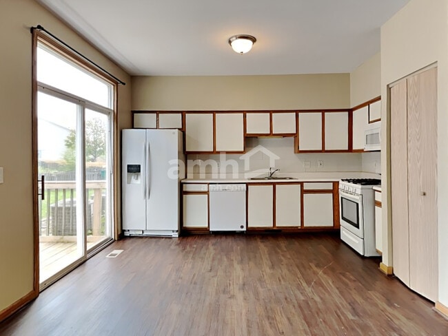 Photo - 14017 Emerald Ct