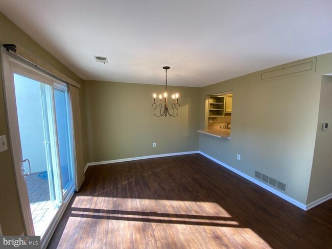 502 Portsmouth Ct