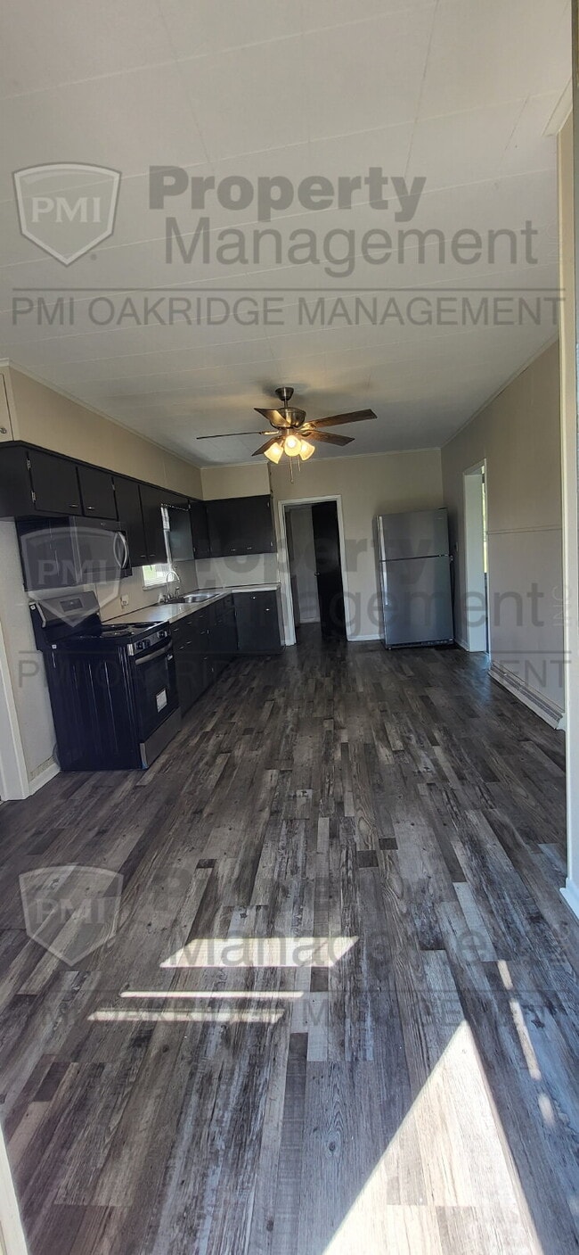 Photo - Country 3 Bedroom Apartment with Detached Garage