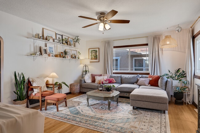 Photo - 2015 Wood St