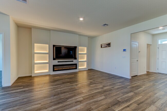 Photo - 339 Barebow Ln