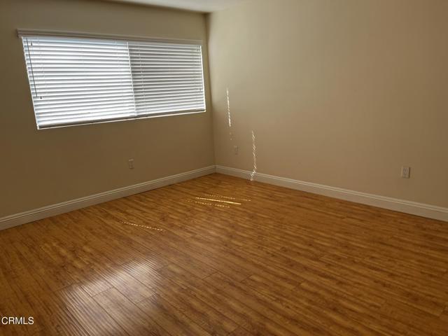 Photo - 320 McHenry Rd