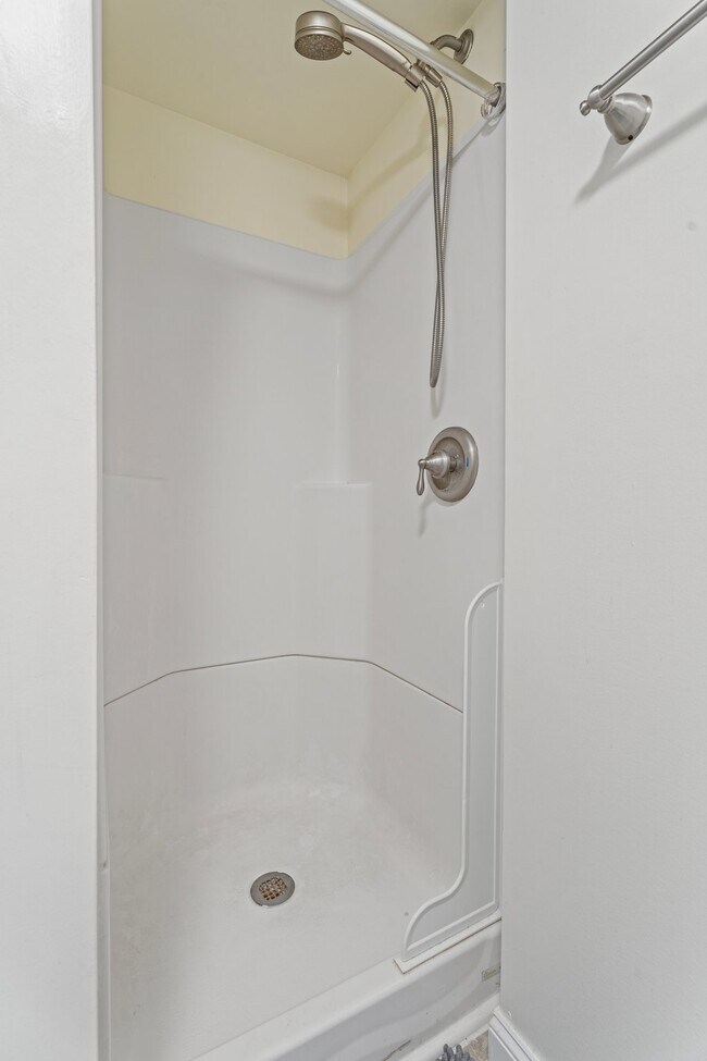 Photo - 414 E Lincoln St Unidad 2