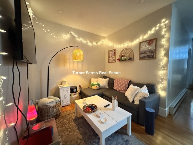 Photo - 91 Hudson St