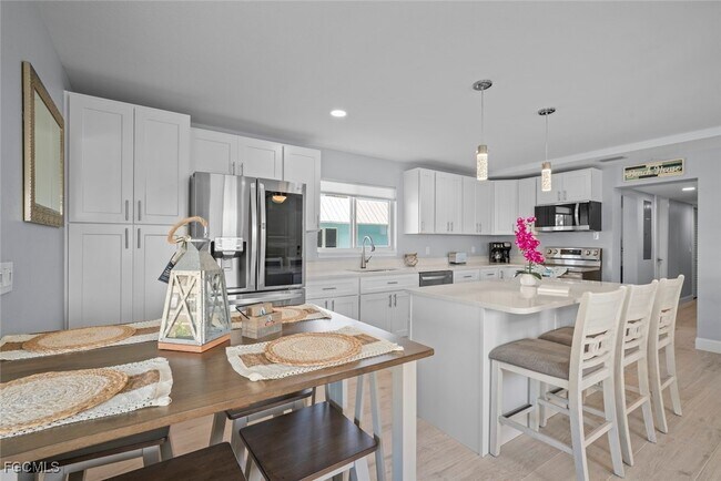 Photo - 6151 Estero Blvd Unidad 5