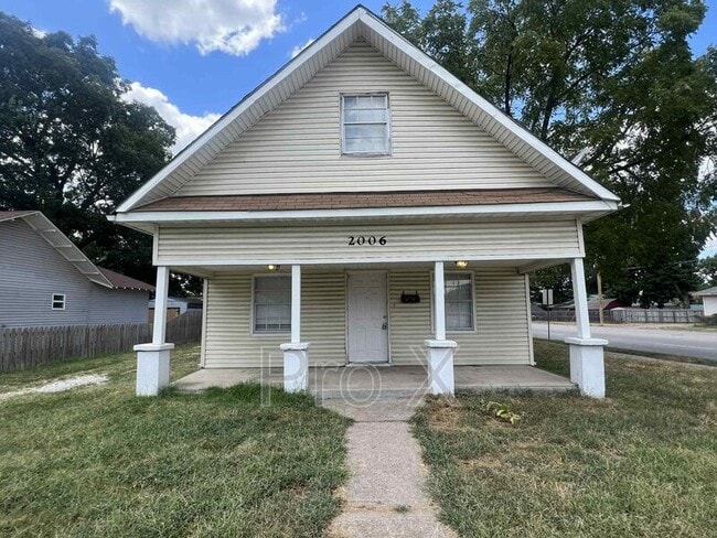 Photo - 2006 S Porter Ave House