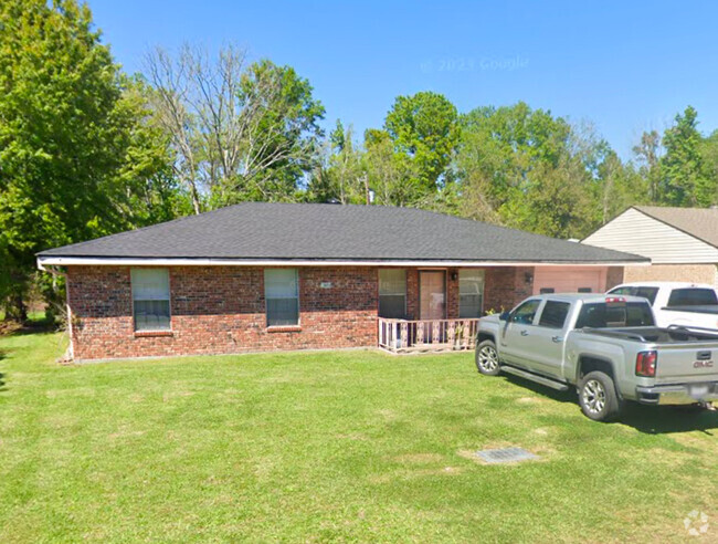 Building Photo - 605 Linda Ann Ave Rental