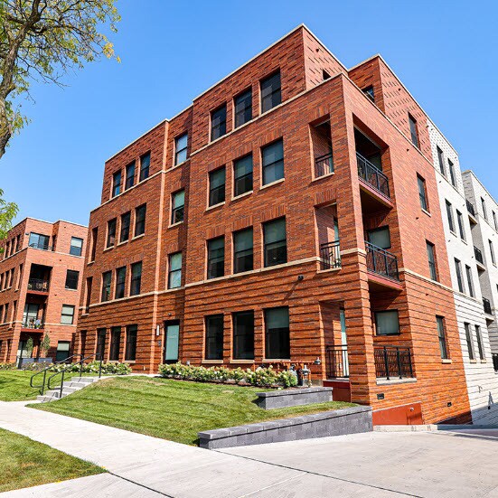 Building Photo - 2630 N Hackett Ave Unit 414