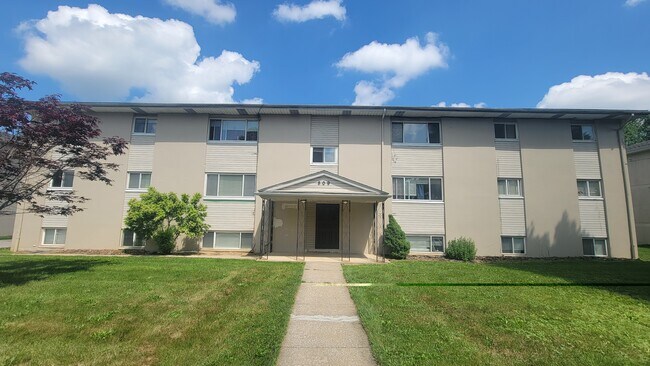 Photo - Parkview Apartments