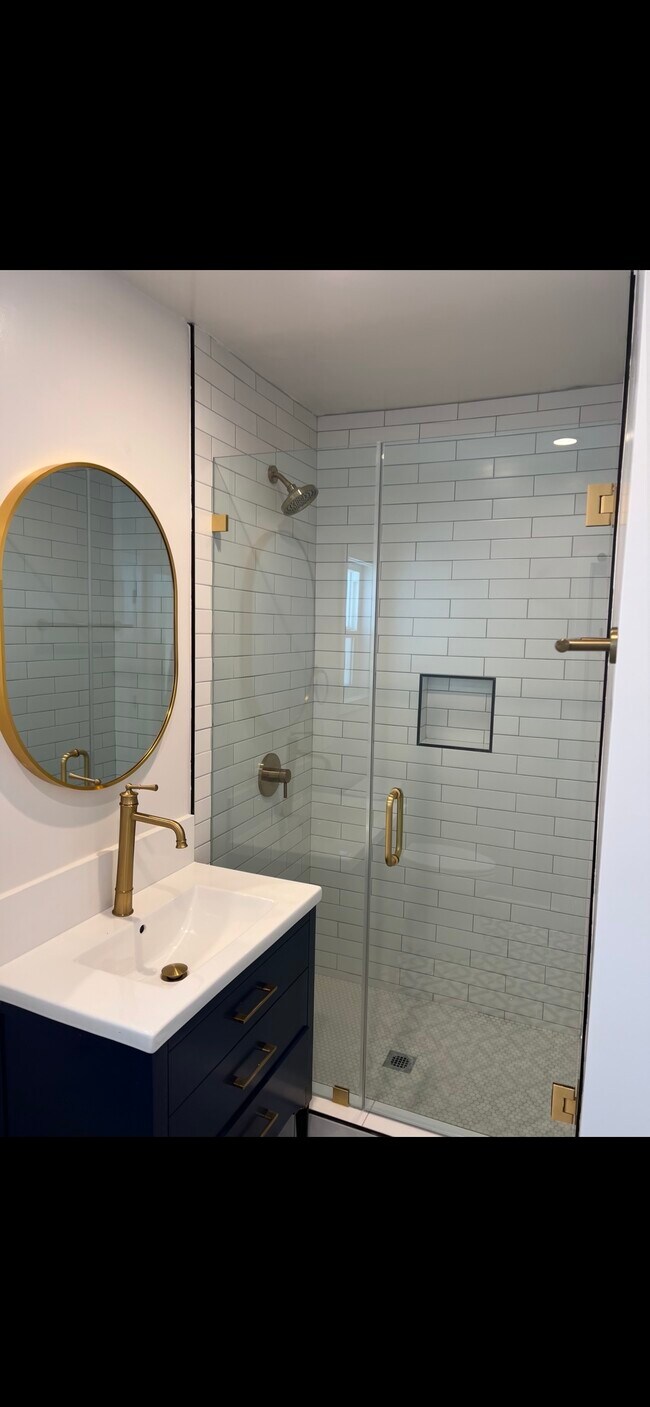 5349-5353 Russell Ave